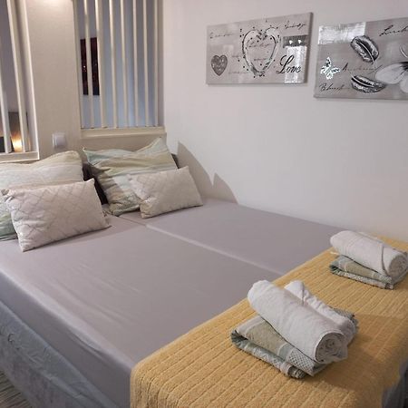 Studio Apartment With Pool Pula Exterior foto